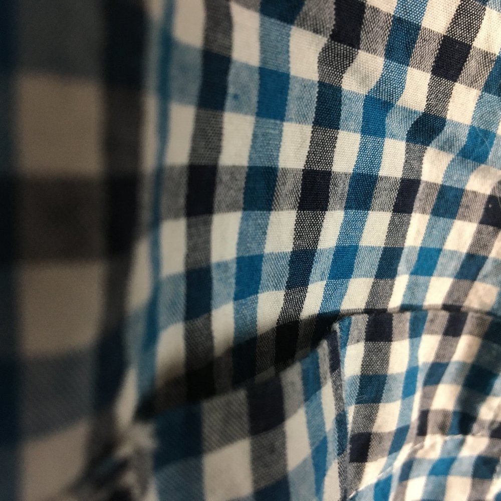 GAP Shirt L Mens Button Up 100 Cotton Long Sleeve Blue Tattersall Plaid Outlet - Picture 6 of 11